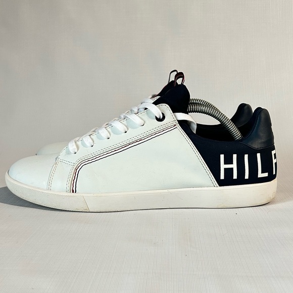 Tommy Hilfiger White Sneakers - Classic and Versatile! - Picture 2 of 6